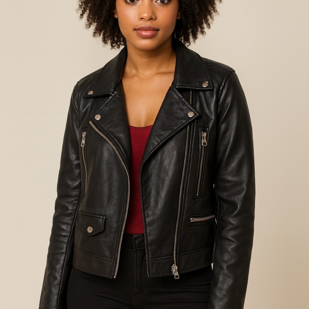 Love Tree NWT Faux Black Leather Zip - Up Jacket W/Pockets Size Medium